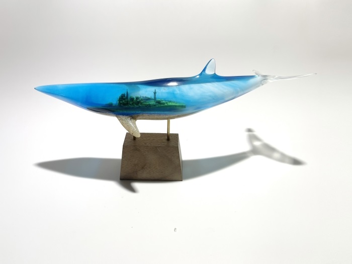 帰港【ミンククジラ】
30×10×12cm
エポキシ樹脂、珊瑚砂、プラモデル