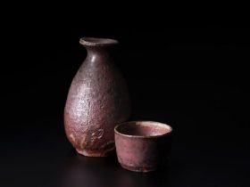 窯変鼠志野徳利　　 径8×高13.6ｃｍ　 窯変鼠志野ぐい吞　 径6.4×高4.5ｃｍ