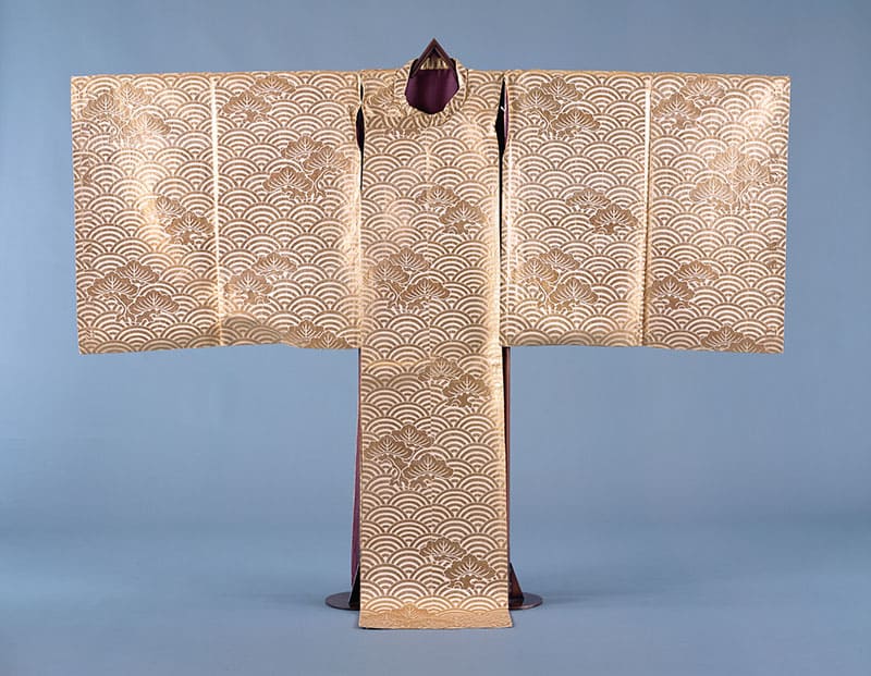 《白地松青海波模様袷狩衣》江戸時代・18世紀　泉屋博古館東京