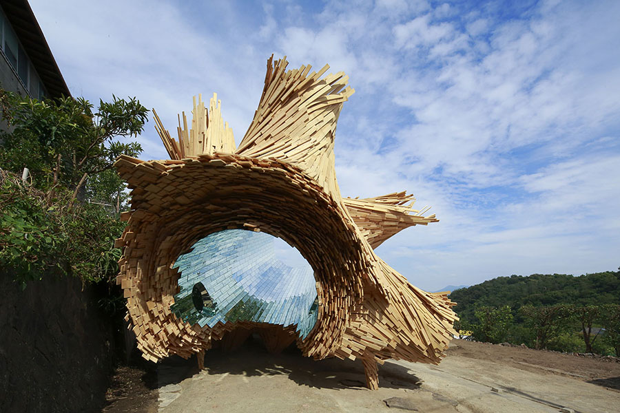 《伊吹の樹（Tree of Ibuki）》2019 伊吹島、香川、日本 写真：木奥惠三