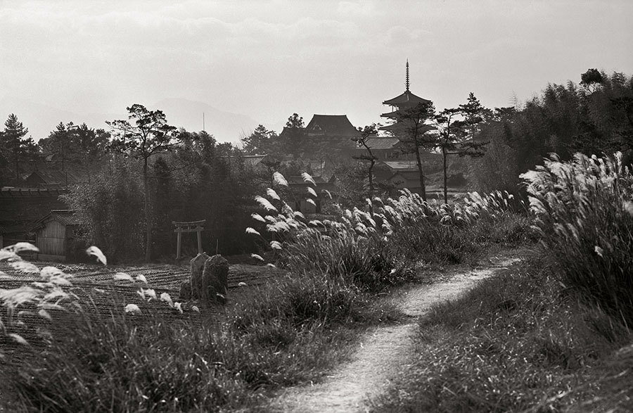 「法隆寺遠望」撮影年：1961 年 12 月