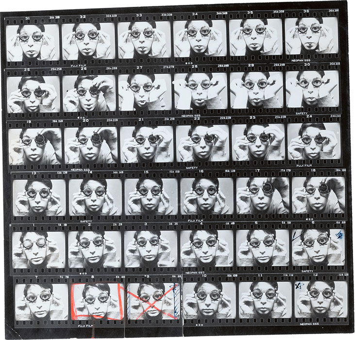 「舌出し天使」CONTACT SHEET　©YOSHIHIRO TATSUKI