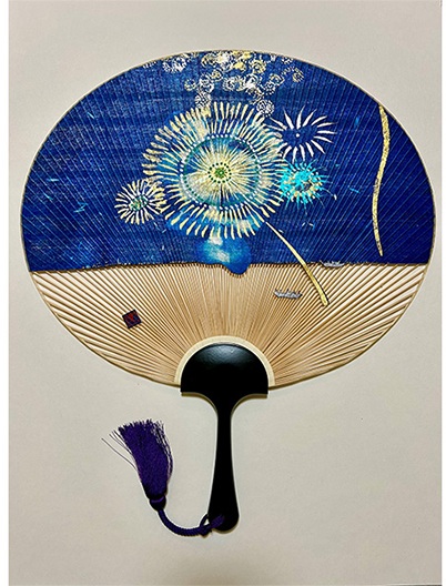 木下めいこ「ナツノヨノハナ」 （団扇、30×37㎝）