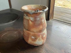 「信楽花入」幅13.5×高さ20.5cm