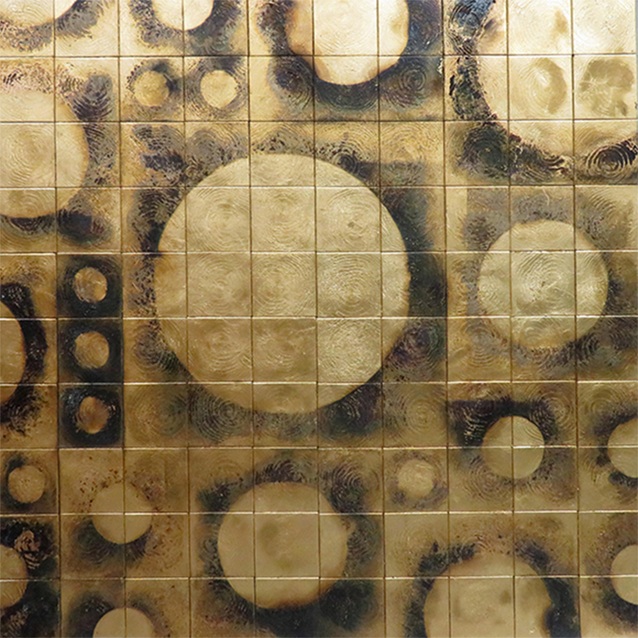 本橋 孝祐 「MATRIX - 多元的円相 (10*10)」 技法 金箔、アクリル、杉　サイズ 100.8×100.8cm