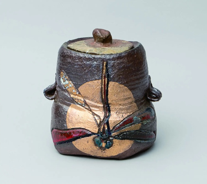 《彩色備前水指》20×22×19.5-cm.