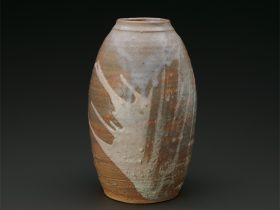 「花入」H20.6 × W12.9cm