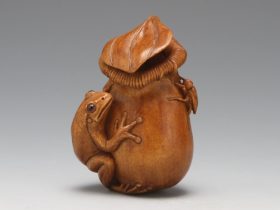 太田 義人「かくれんぼ」　黄楊　 H4.6cm