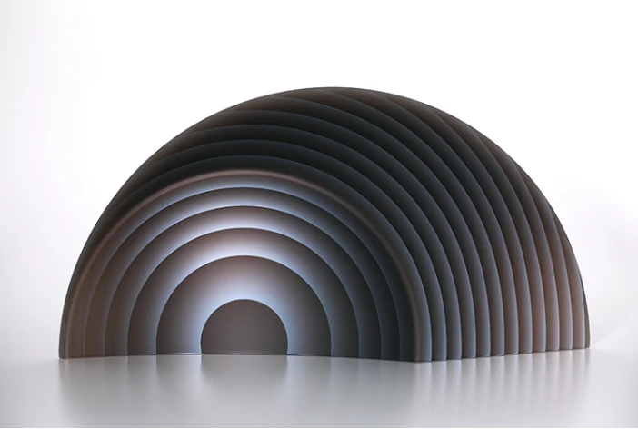 「Layers of Light -Sun」 (幅51×奥行10×高さ25.5cm)