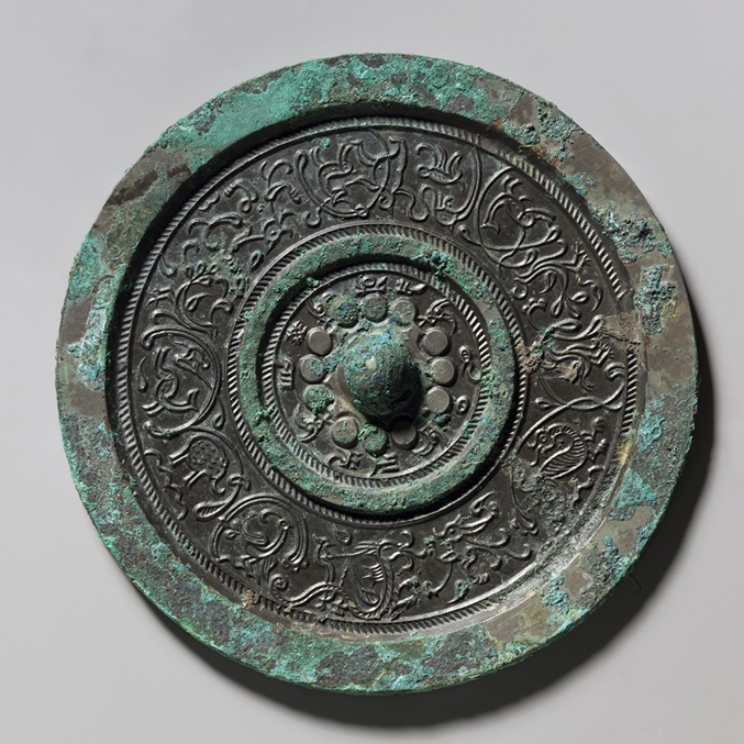 《細線獣帯鏡》中国・前漢(前1世紀) 泉屋博古館