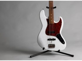 「Jazz bass」37×6×H118cm　ジャズベース　大理石