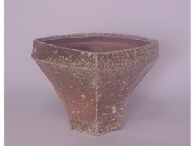 荒川智「焼〆面取花入」 H14.2×W20.2×D16cm