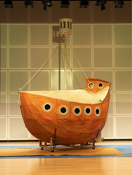 《種は船・明後日丸》(2007/2025) 制作現場　2025年　撮影：仲川あい