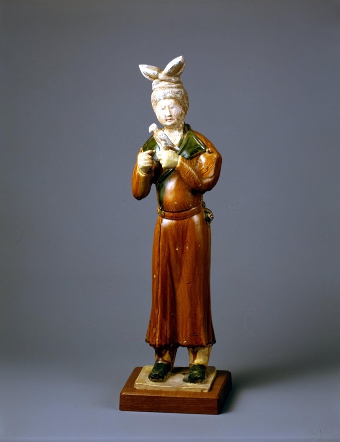 「三彩女子俑」
唐時代 8世紀