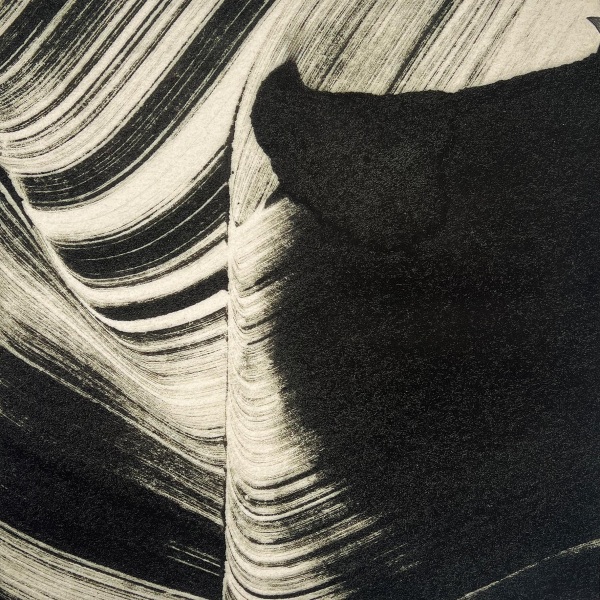 鈴木洋子「沈黙24-B」

90×90cm