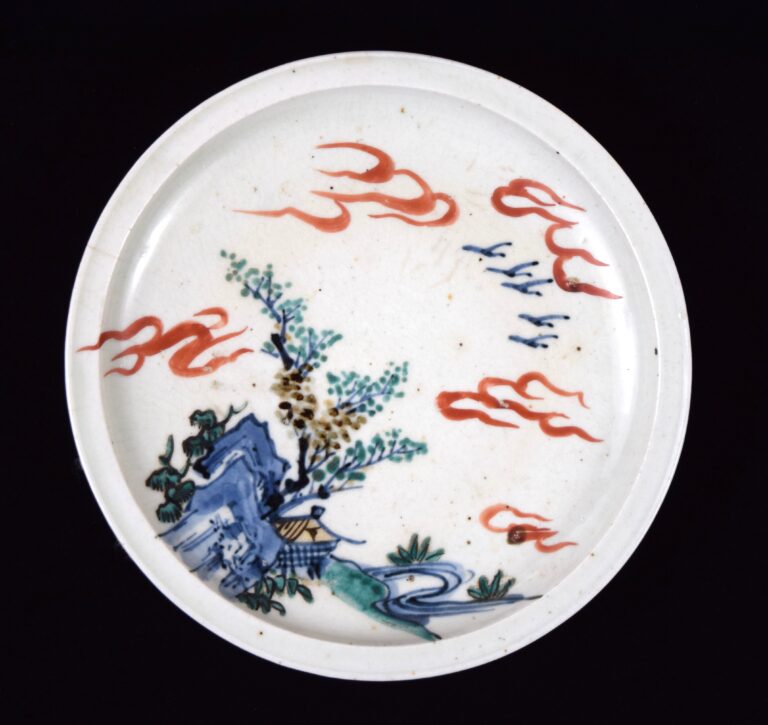 姫谷焼 色絵飛雲飛雁楼閣山水文中皿（個人蔵）