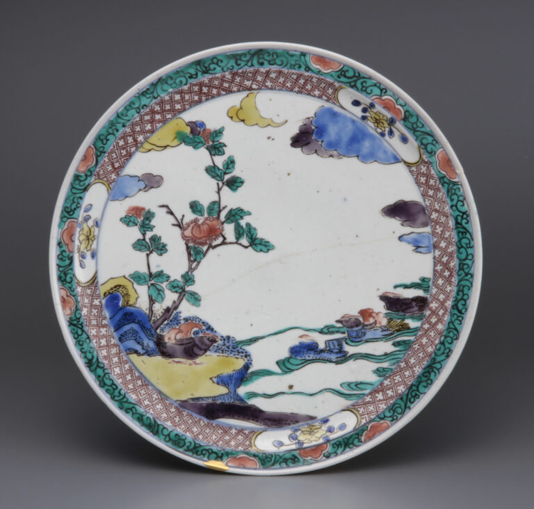 古九谷焼 色絵山水鴛鴦文中皿（個人蔵）　