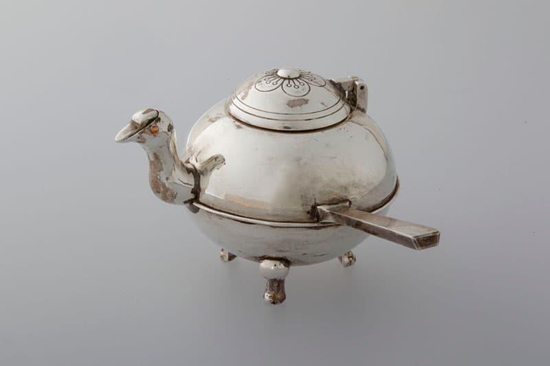 鐎斗形　ボンボニエール