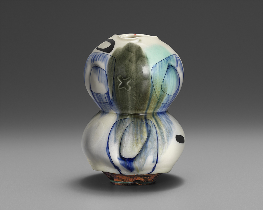 【奨励賞】Ray Brown《Gourd Vase》
高15.2×幅10.2×奥行10.2cm