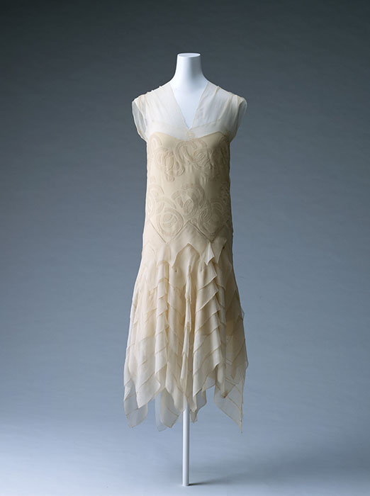 マドレーヌ・ヴィオネ　イヴニング・ドレス　1929年春夏　京都服飾文化研究財団　撮影：畠山崇