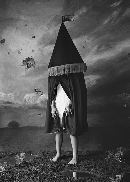 やなぎみわ 《無題Ⅰ》 2004年　ゼラチンシルバープリント　140 x 100cm
©Miwa Yanagi