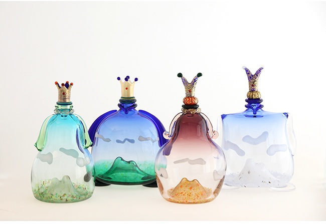 「四季の山」 ガラス