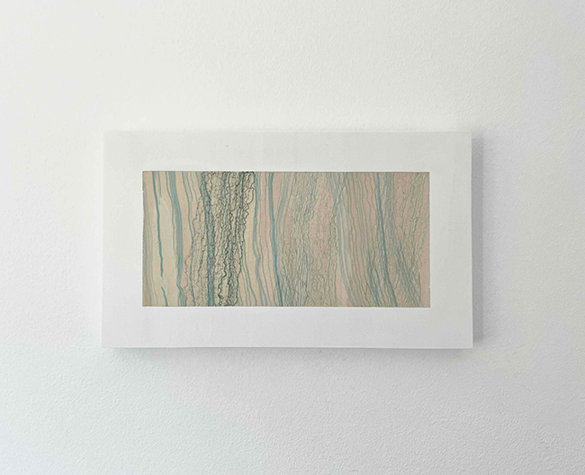 「2025.04.25」 16.0 × 27.2cm　ミクストメディア