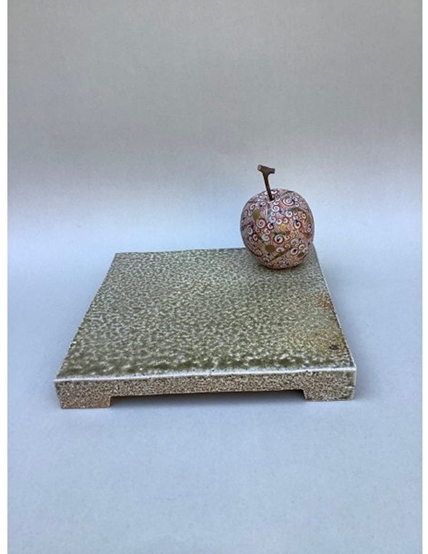 【塩釉角盤】24×24×h3cm 【赤絵RINGO】径8×12cm