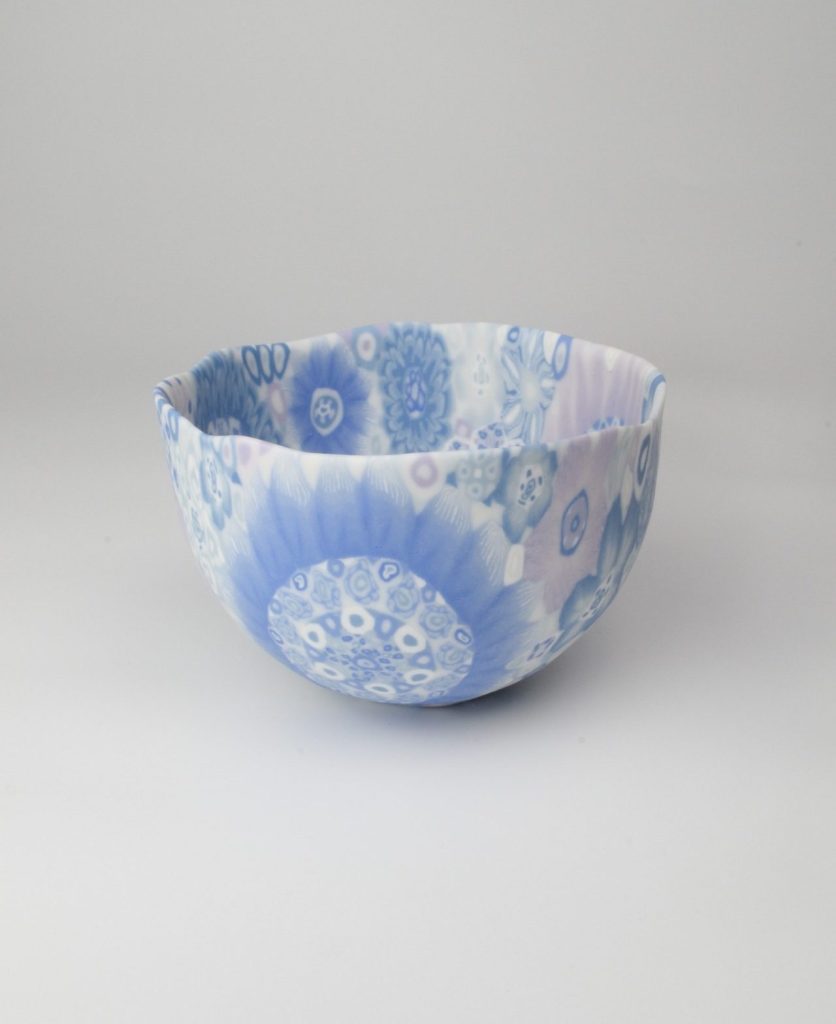 透光練込茶碗「flower garden」

径12×高7.8 cm