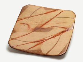 緋襷ボタモチ隅切四方台鉢 径36.5×高5㎝