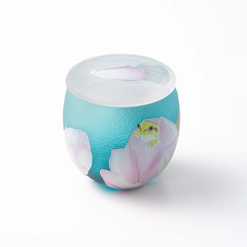 元木庸子氏 蓋物「こんにちは」
φ7.2×h7.4cm