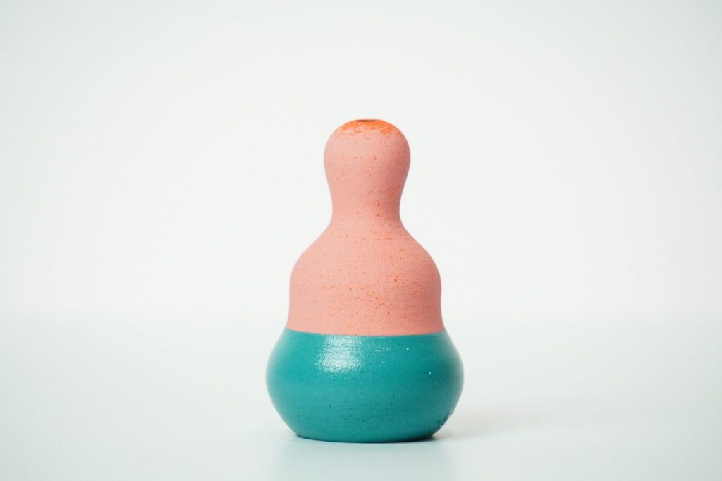 Fragment vase

W4×D4×H6.5cm