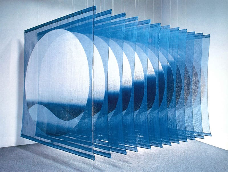 福本潮子《時空 Time Space》1989年、染・清流館蔵【通期展示】