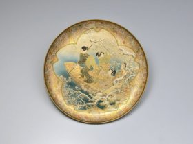 庄山 舟遊図薩摩飾皿 径40.6×高4.3㎝