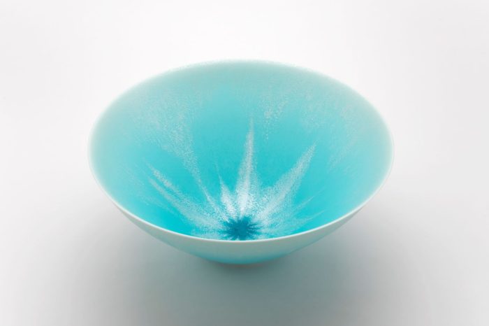 「冨川秋子　陶展　ー夏凛透ー」日本橋三越本店