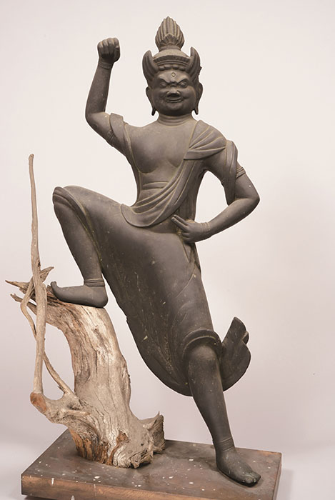 蔵王権現立像　平安時代（12世紀）奈良　大峯山寺