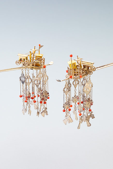 《文明開化飾り金銀珊瑚びらびら簪》 澤乃井櫛かんざしコレクション