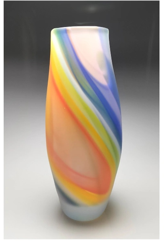 森藤益一「彩雲」 （幅14×口径10×高さ34cm）