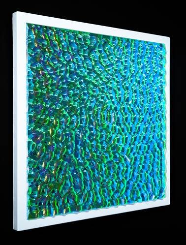 「Nebula prism」

H65×W65×D6cm

アクリル、特殊フィルム、木材

2025年