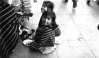 藤田嗣治《中南米の子どもたち》　メゾン⁼アトリエ・フジタ〈エソンヌ県〉蔵