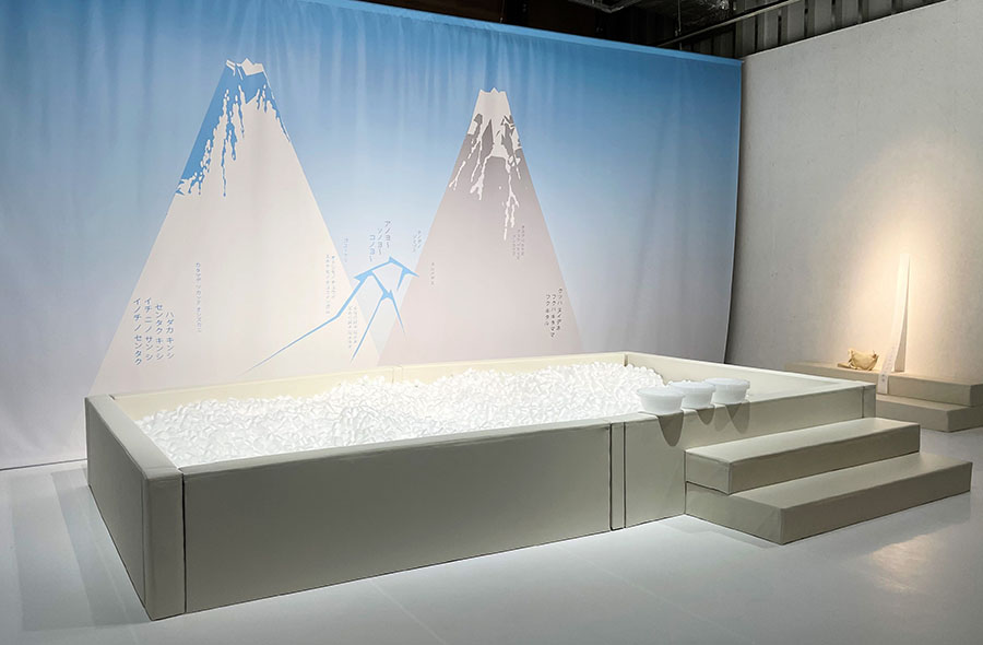 オバケ湯　祖父江慎
PLAY! MUSEUMでの展示風景