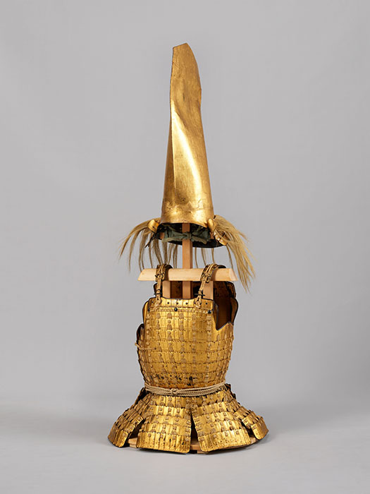 重要文化財 金小札白糸素懸威胴丸具足　安土桃山時代・16世紀　前田育徳会蔵