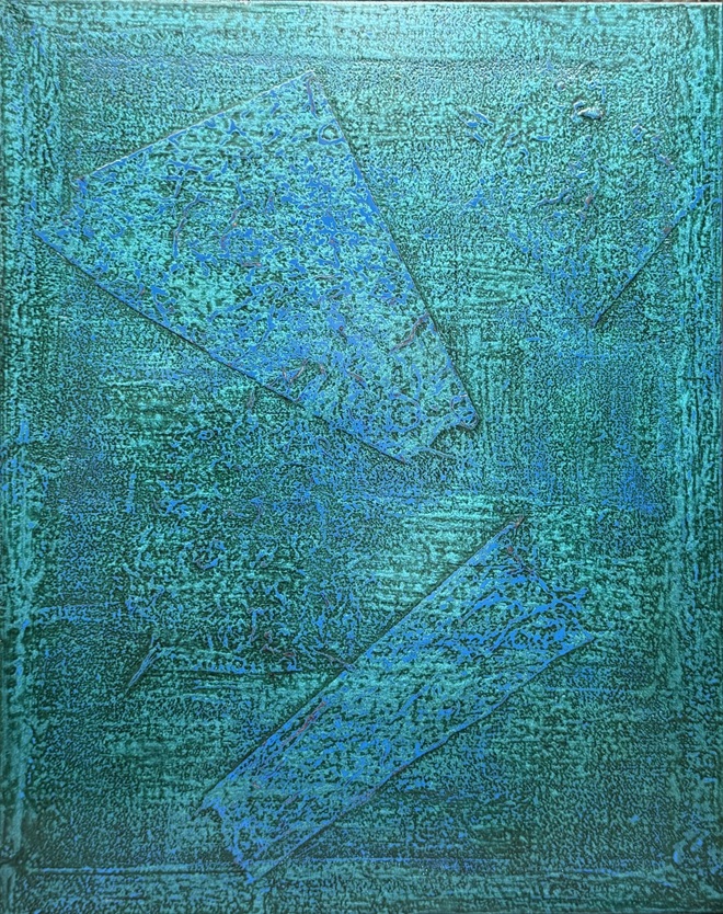 タイトル：「青い形象（大）」　2021年制作 技法　　：漆、木に漆塗り サイズ　：横31.7×奥行2.0×高さ42.0cm