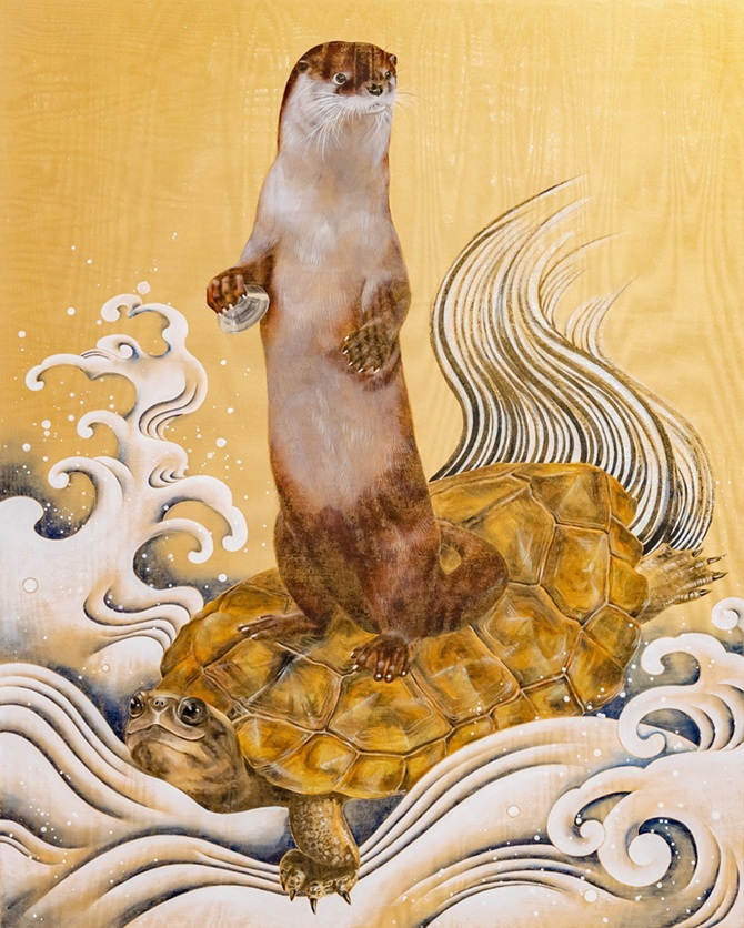 タイトル：「蘆敖獺（ろごうかわうそ）」 技法　　：鳥の子紙・絹・洋金箔・油煙墨・松煙墨・胡粉・顔料ベース・岩絵具・パール顔料、絹本着彩 サイズ　：縦91×横72.7cm