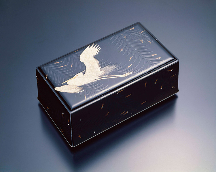 松田権六 《蒔絵鷺文飾箱》 1961年　国立工芸館蔵