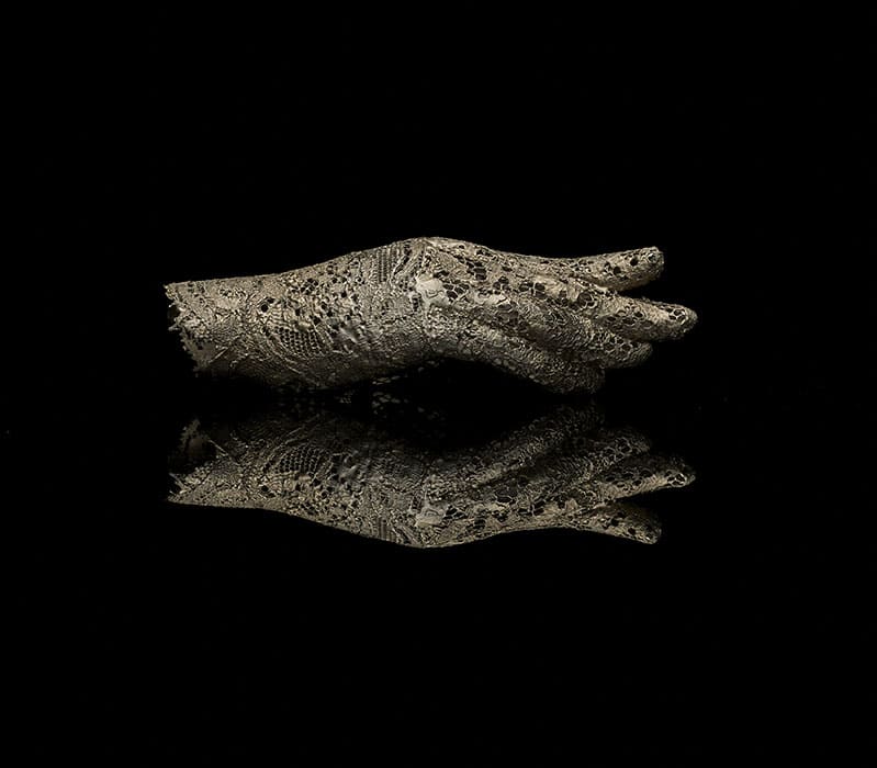 《膜-HAND ⅴ- R》2023年　個人蔵　加藤正博 撮影