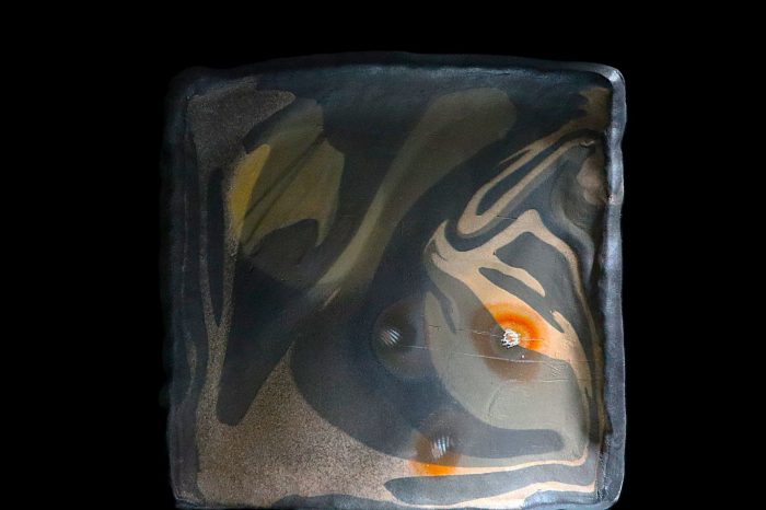 融合角皿　

23×23㎝ 