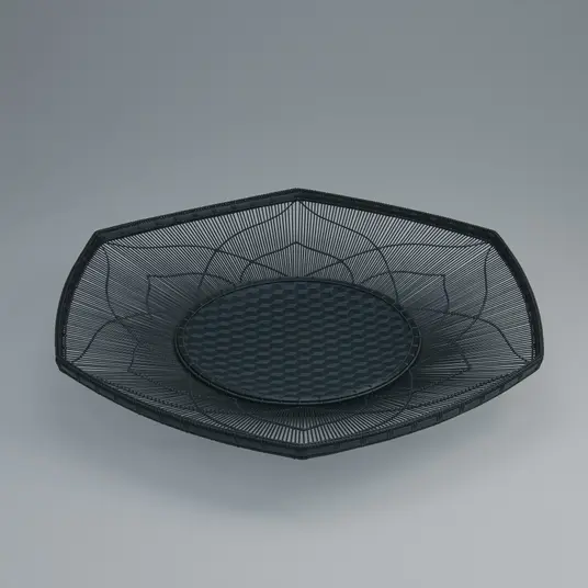 東京都知事賞　木竹工=盛籃「瑞花」（もりかご「ずいか」）本田青海