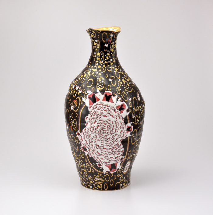 ブンチョーマ　侵襲

W21.5×D20.5×H43㎝