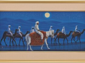 平山郁夫「アフガニスタンの砂漠を行く・月－特装版－」彩美版®美術複製画 技法：彩美版®シルクスクリーン併用、一部本金泥使用 制作年：2023年 制作数：300部 イメージサイズ：（約）37.8×80.3cm 額サイズ：（約）58.5×101.5×厚さ5cm